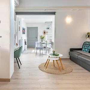 - La Terrasse Apartment